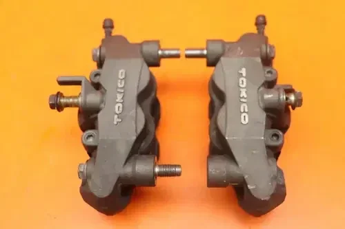 2008-2009 SUZUKI GSXR 600 750 OEM RIGHT LEFT FRONT BRAKE CALIPER SET CALIPERS