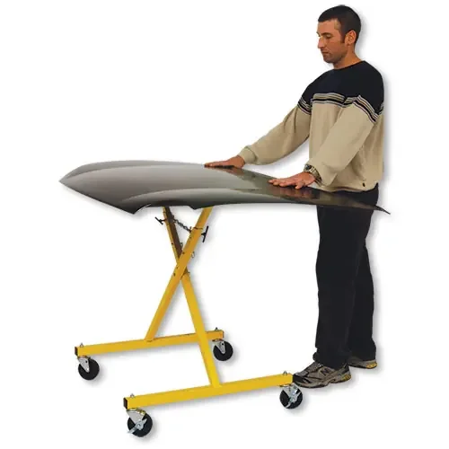 CHAMP® Scissor Stand