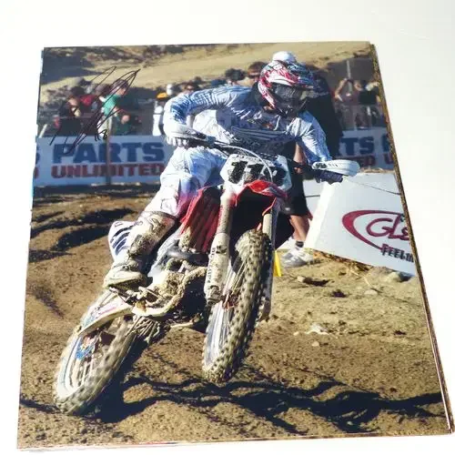 Davi Millsaps# 118 signed 11×14 photo