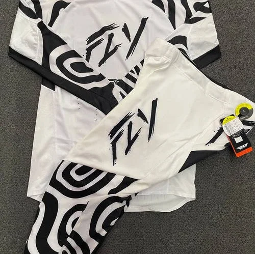 Fly Evo Abyss LE Gear Combo – M/32