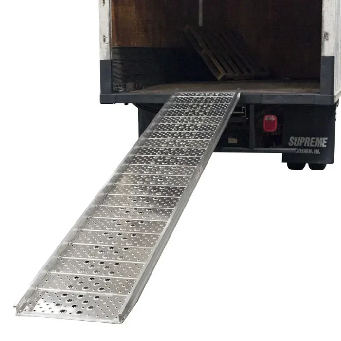 HD Ramps 14′ x 26 ” Plate End Aluminum Walk Ramp 1,250 lbs Capacity