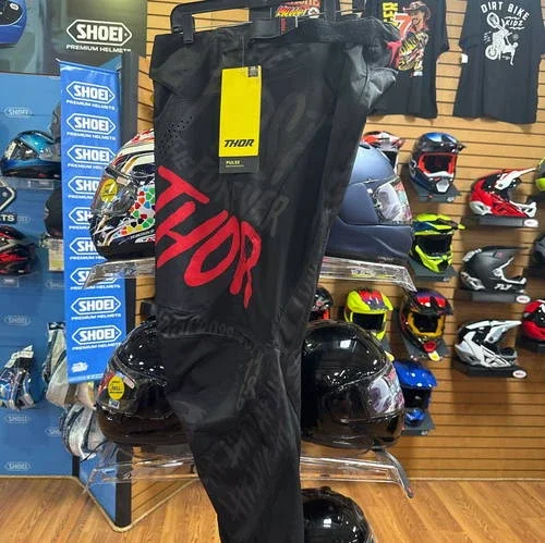 New With Tags Thor Pulse Pants SZ 38