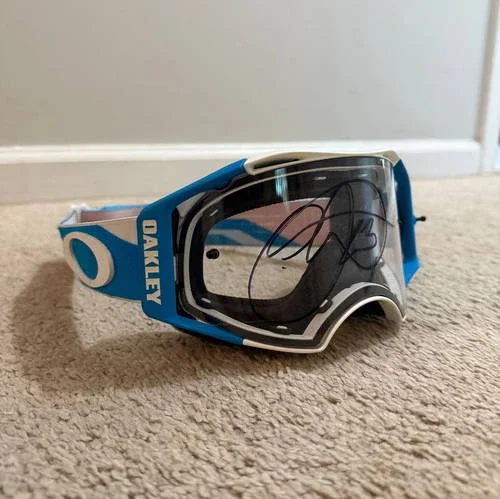 SINGED CHASE SEXTON GOOGLES
