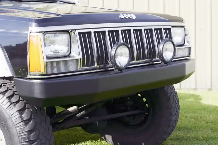 Warrior Products 560 Front Rock Crawler Bumper in Black for 84-01 Jeep Cherokee XJ